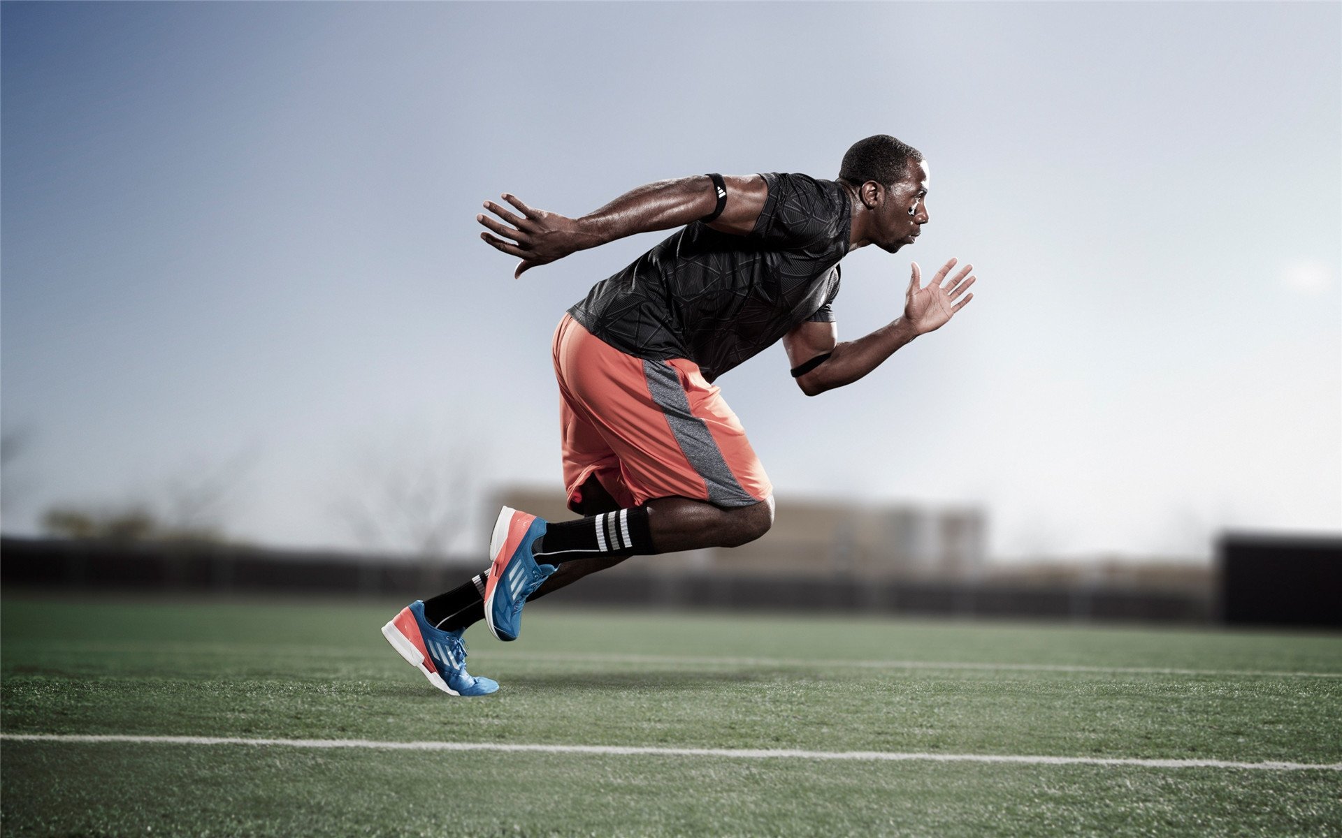 曼联终于踢出团队感，球迷久违地安心了，曼联队的么