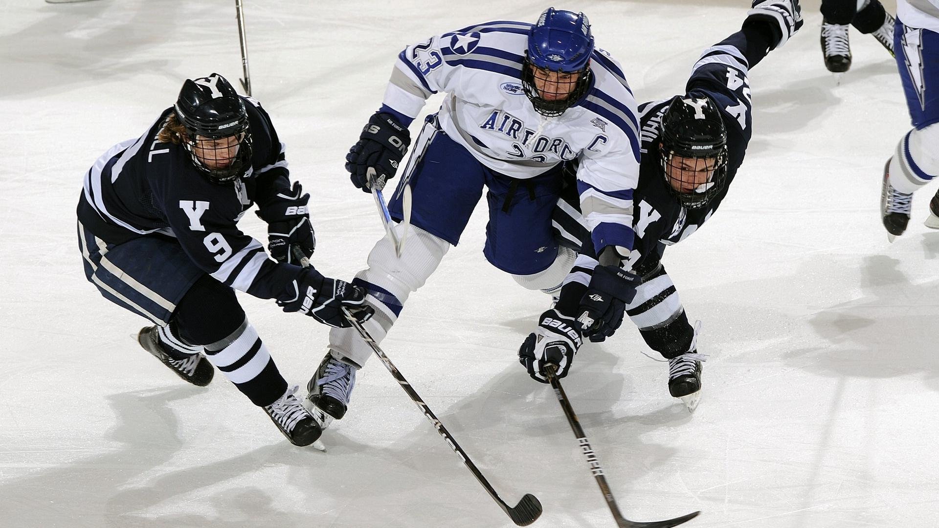 年少成名的欧文依然从容应对篮球生涯，欧文的情况